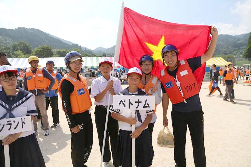 Du học - con vui, phụ huynh lo ảnh 1