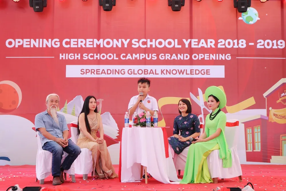 Có một mùa khai giảng ý nghĩa cùng sách ảnh 3