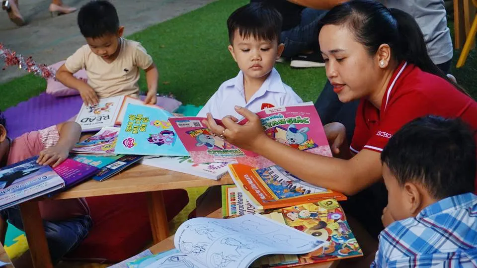 Có một mùa khai giảng ý nghĩa cùng sách ảnh 10