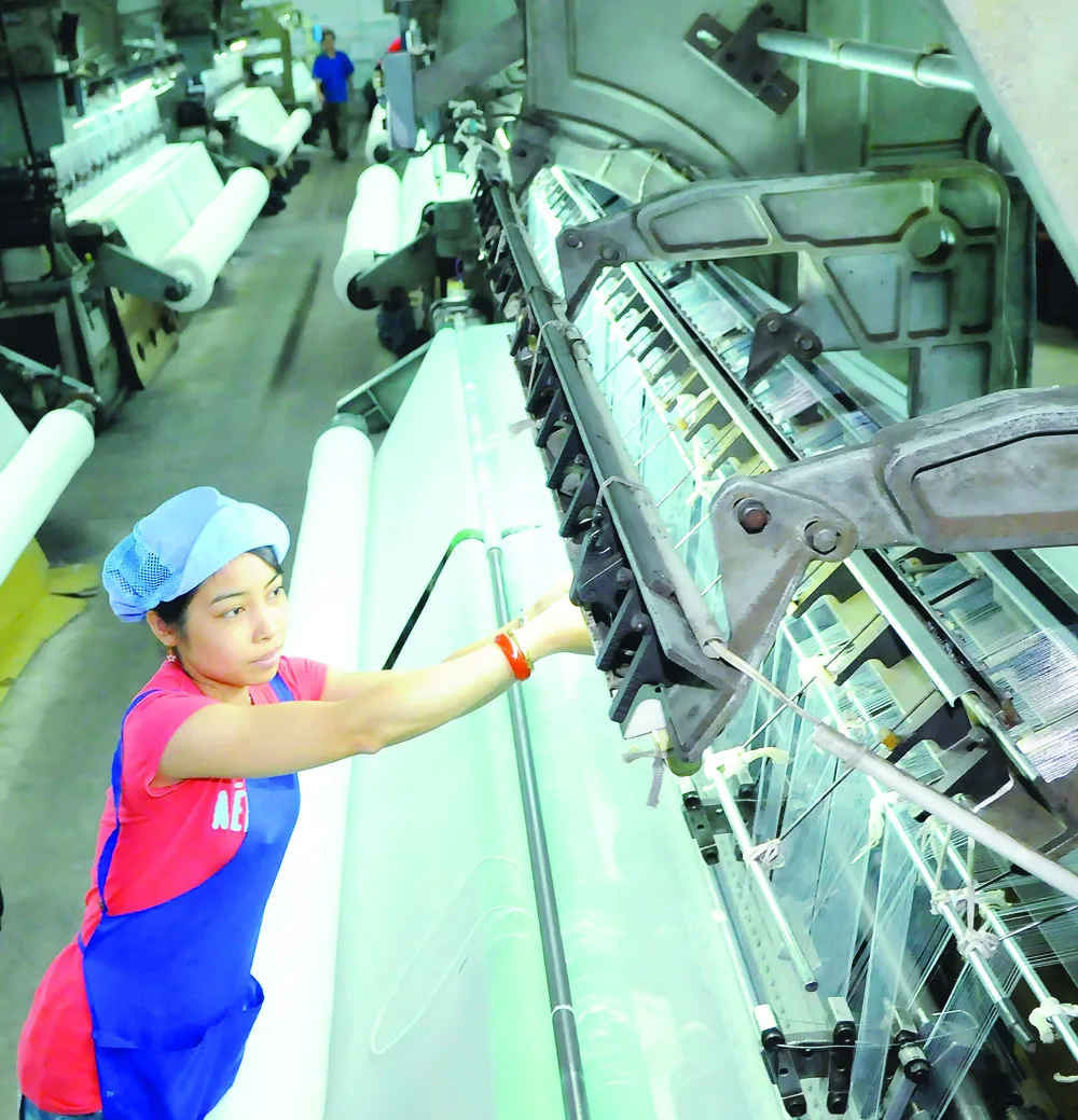 Ngành dệt may về đích sớm ảnh 2