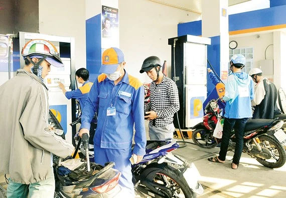 Kiểm tra 542 cửa hàng kinh doanh xăng dầu ảnh 1 Kiểm tra 542 cửa hàng kinh doanh xăng dầu ảnh 1