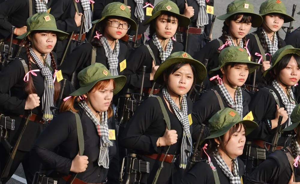 Bí thư Thành ủy TPHCM Nguyễn Thiện Nhân: Xây dựng TPHCM thành khu vực phòng thủ vững chắc ảnh 6