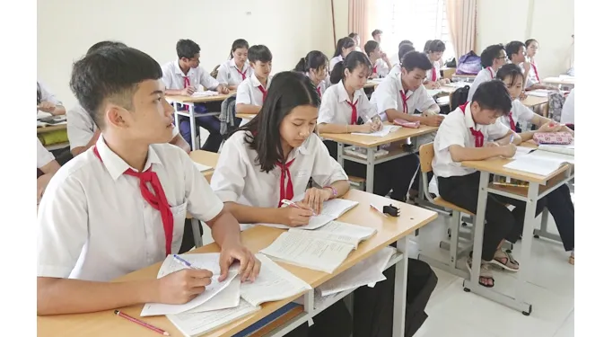 Học sinh ở Côn Đảo trong giờ học. Ảnh: Báo BR-VT