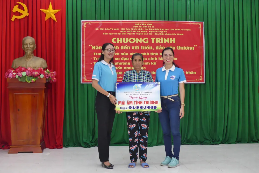 Nhiều hoạt động đền ơn đáp nghĩa tại Cần Giờ ảnh 1