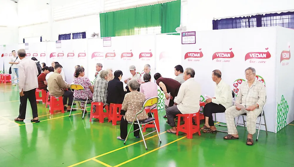 Công ty Vedan Việt Nam khám bệnh từ thiện và phát thuốc miễn phí tại tỉnh Đồng Nai ảnh 9