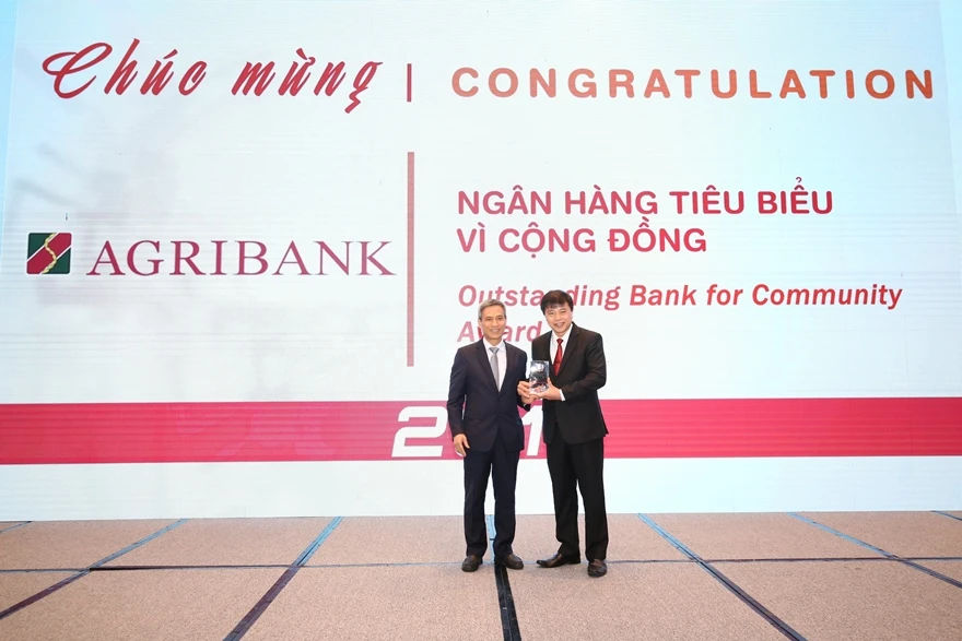 Agribank được vinh danh 2 giải thưởng Ngân hàng Việt Nam tiêu biểu 2019 ảnh 2 Agribank được vinh danh 2 giải thưởng Ngân hàng Việt Nam tiêu biểu 2019 ảnh 2