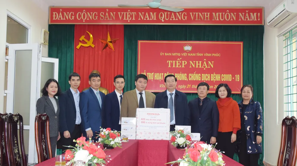 Honda Việt Nam cùng chung tay hỗ trợ đẩy lùi dịch bệnh Covid-19 tại Vĩnh Phúc