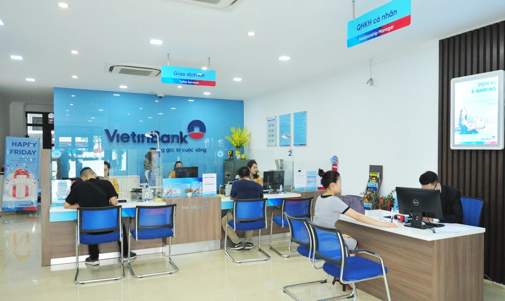 VietinBank và VBI đồng hành cùng các y, bác sĩ trước dịch Covid-19