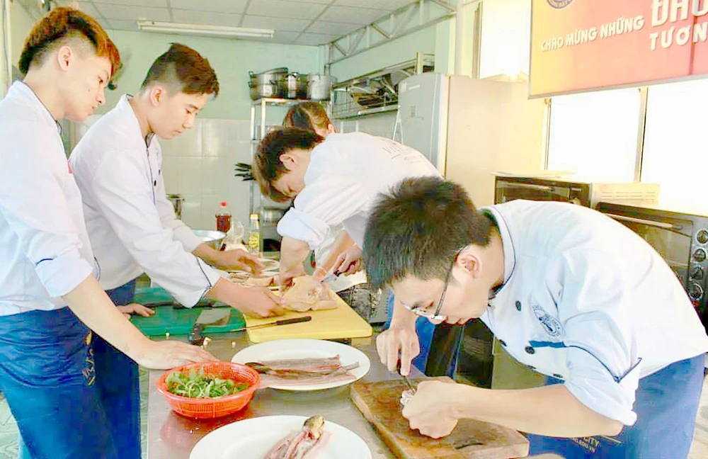 Những ngã rẽ phù hợp ảnh 1 Những ngã rẽ phù hợp ảnh 1