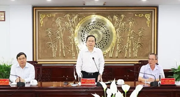 Đồng chí Trần Thanh Mẫn phát biểu chỉ đạo tại buổi làm việc. Ảnh: TTXVN