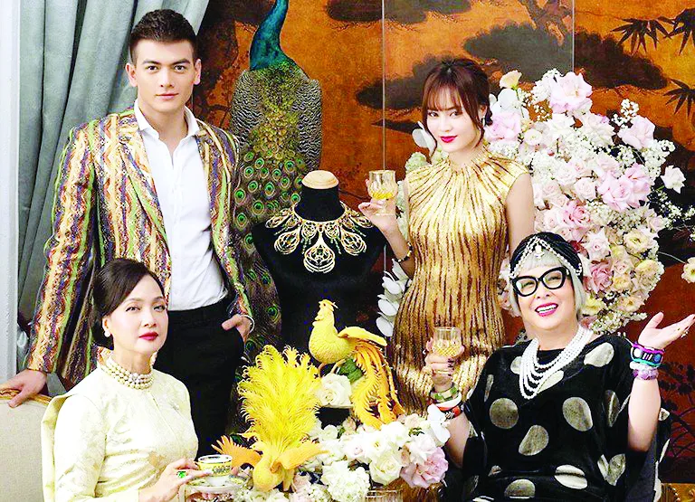 “Tiệc trăng máu” liệu có phải cái tên sẽ càn quét giải thưởng Ngôi Sao Xanh 2020? ảnh 4 “Tiệc trăng máu” liệu có phải cái tên sẽ càn quét giải thưởng Ngôi Sao Xanh 2020? ảnh 4