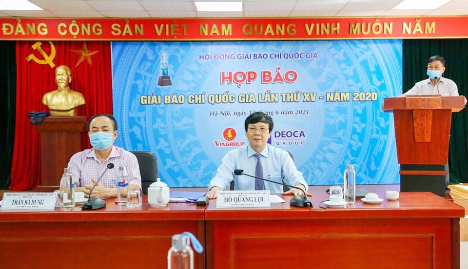 Họp báo Giải Báo chí quốc gia lần thứ XV - năm 2020. Ảnh: HNM 