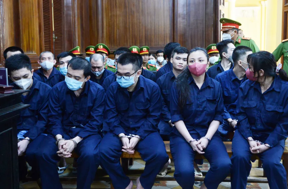 Nhóm bị cáo tại phiên tòa Nhóm bị cáo tại phiên tòa