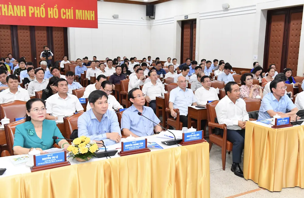 Các đại biểu dự buổi làm việc tại điểm cầu TPHCM. Ảnh: VIỆT DŨNG Các đại biểu dự buổi làm việc tại điểm cầu TPHCM. Ảnh: VIỆT DŨNG