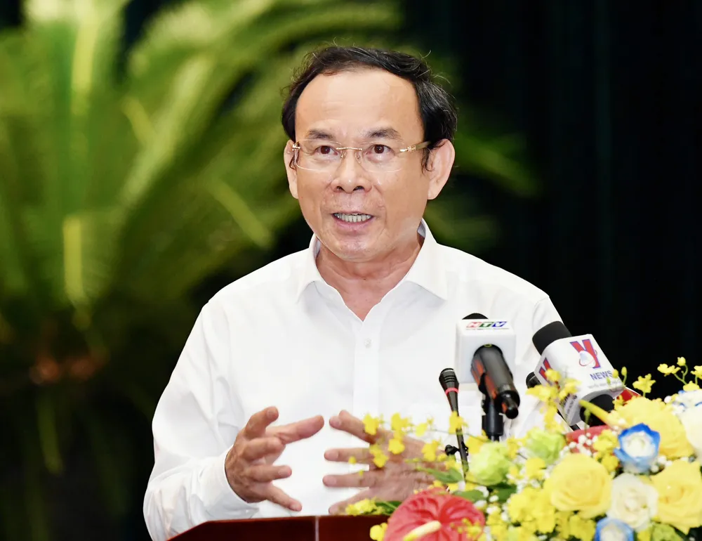 Bí thư Thành ủy TPHCM Nguyễn Văn Nên phát biểu tại Hội nghị triển khai thực hiện Nghị quyết 98, chiều 15-7-2023. Ảnh: VIỆT DŨNG