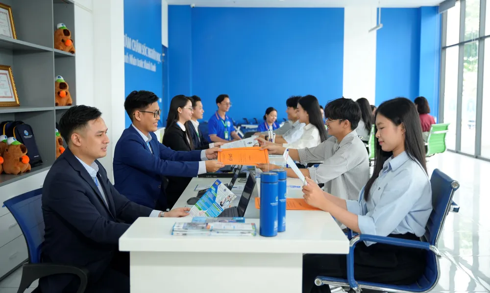 Đại học Văn Hiến luôn đồng hành để định hướng sinh viên trong quá trình chọn ngành, chọn nghề và xây dựng lộ trình học tập phù hợp