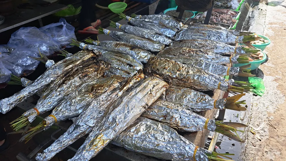 Thơm ngon cá bó sả nướng giấy bạc Thơm ngon cá bó sả nướng giấy bạc