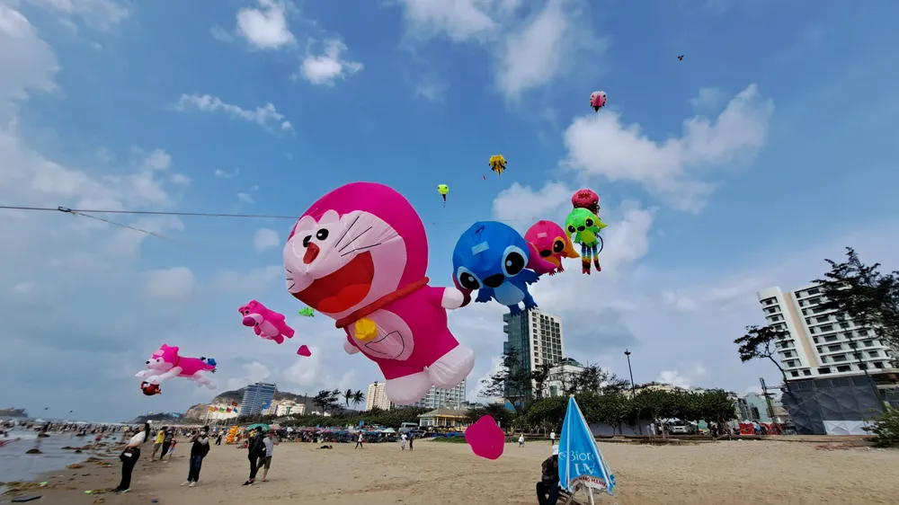 Thả diều ở Bãi Sau, TP Vũng Tàu Thả diều ở Bãi Sau, TP Vũng Tàu
