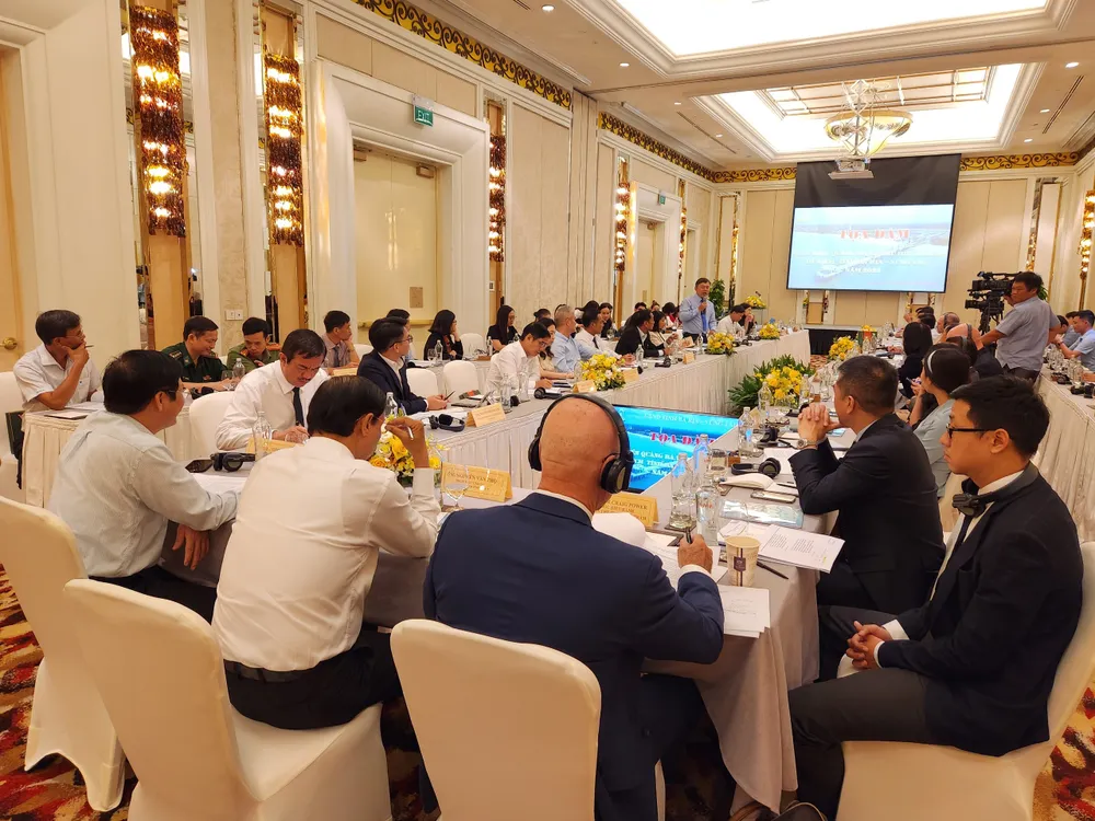 Quang cảnh tọa đàm quảng bá và thu hút khách du lịch Bà Rịa - Vũng Tàu Quang cảnh tọa đàm quảng bá và thu hút khách du lịch Bà Rịa - Vũng Tàu