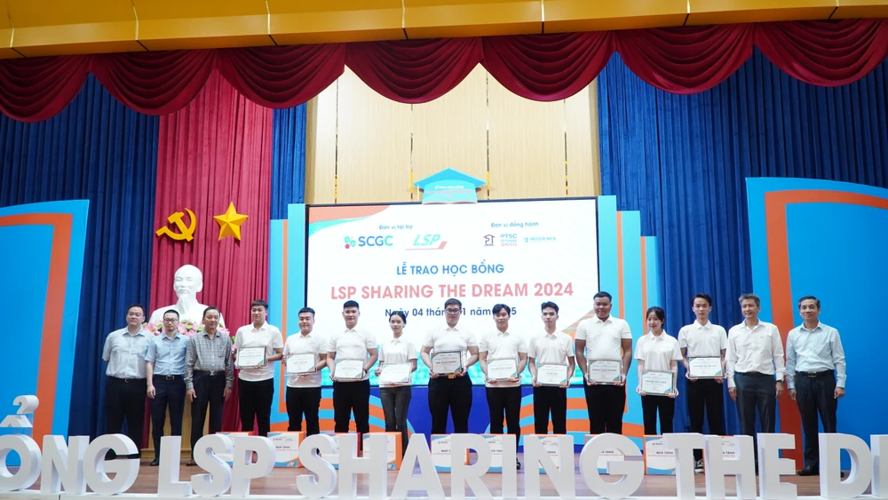 Lễ trao học bổng "LSP Sharing the Dream 2024”