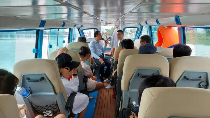 Du lịch đường sông của TPHCM có nhiều cơ hội phát triển du-khach-tren-chuyen-du-lich-duong-song-tphcm-binh-duong-3358.jpg