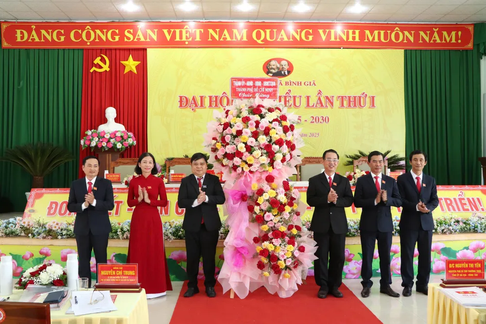 Đại hội đại biểu xã Bình Giã lần thứ I, nhiệm kỳ 2025-2030 z6919124669054_3aa52648150dd3f0ac39812438fbfd7c.jpg