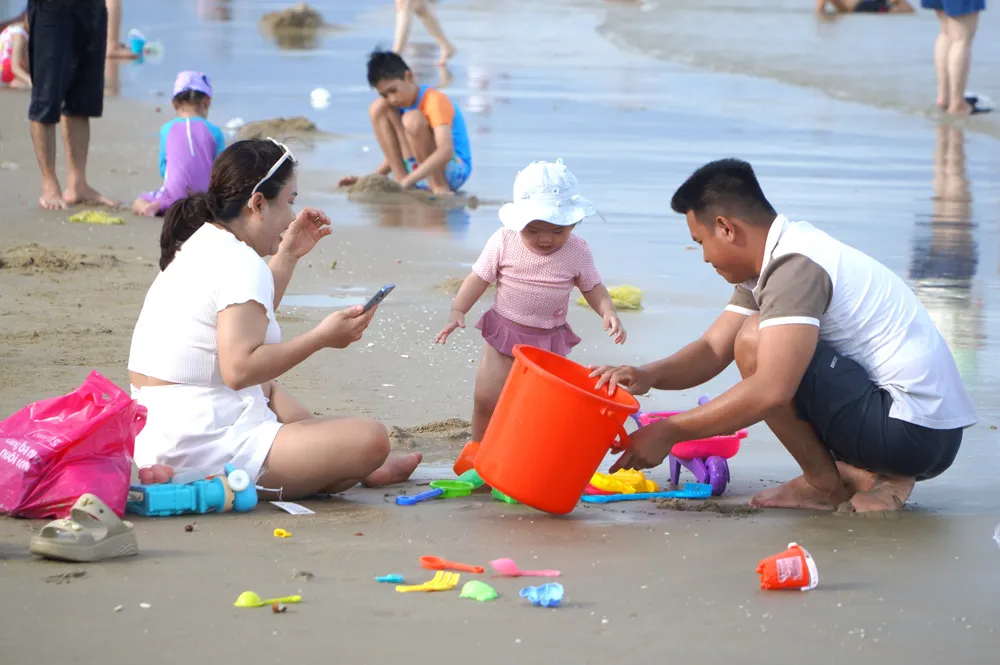 Trẻ em vui chơi cùng gia đình tại Vũng Tàu dịp nghỉ Lễ 2-9 DSC01945.JPG