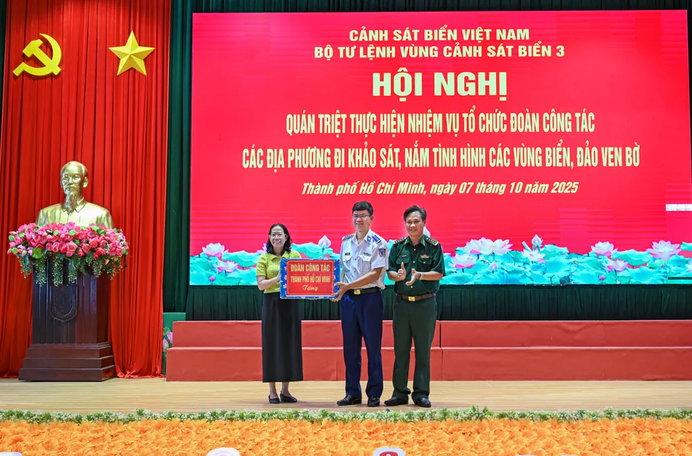 Hội nghị quán triệt nhiệm vụ tổ chức đoàn công tác khảo sát các vùng biển, đảo ven bờ từ TPHCM đến Vĩnh Long