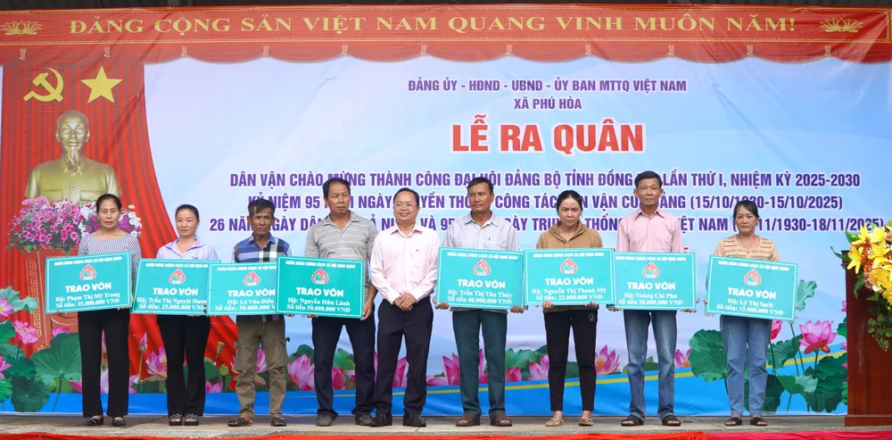 Hỗ trợ vốn tạo sinh kế cho người dân DSC03483.JPG