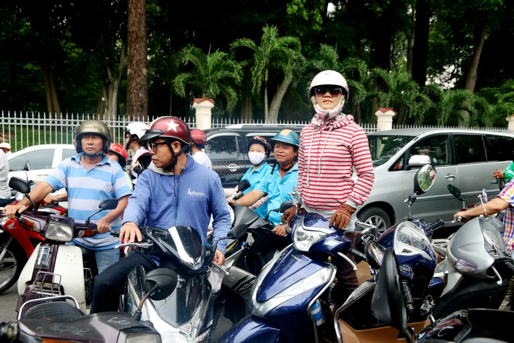 Con thi, bố mẹ cũng thi… ảnh 13