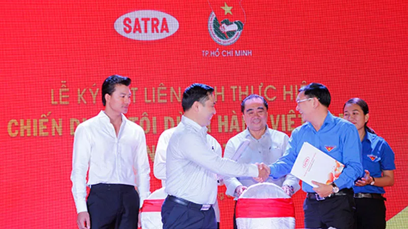 Satra thành lập 8 đội bán hàng lưu động kiểu mẫu ảnh 1