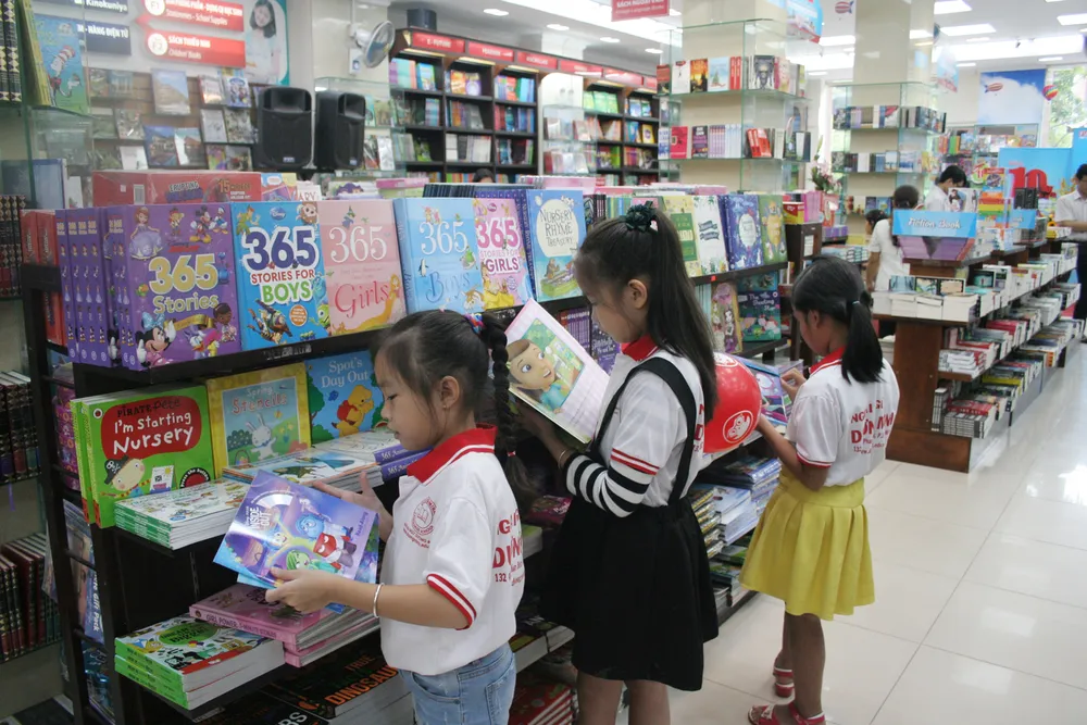Triển lãm sách kỷ niệm 200 năm của NXB HarperCollins ảnh 2 Triển lãm sách kỷ niệm 200 năm của NXB HarperCollins ảnh 2