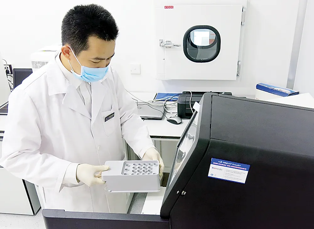 Tập đoàn Vingroup hỗ trợ toàn bộ chi phí xét nghiệm ADN tìm danh tính liệt sĩ ảnh 1 Tập đoàn Vingroup hỗ trợ toàn bộ chi phí xét nghiệm ADN tìm danh tính liệt sĩ ảnh 1