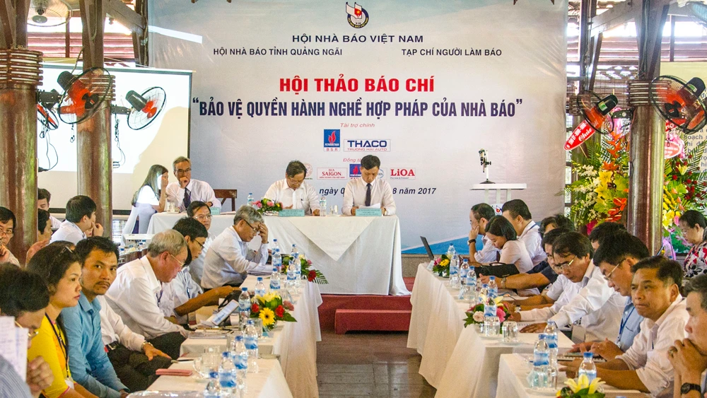 Hội thảo “Bảo vệ quyền hành nghề hợp pháp của nhà báo”