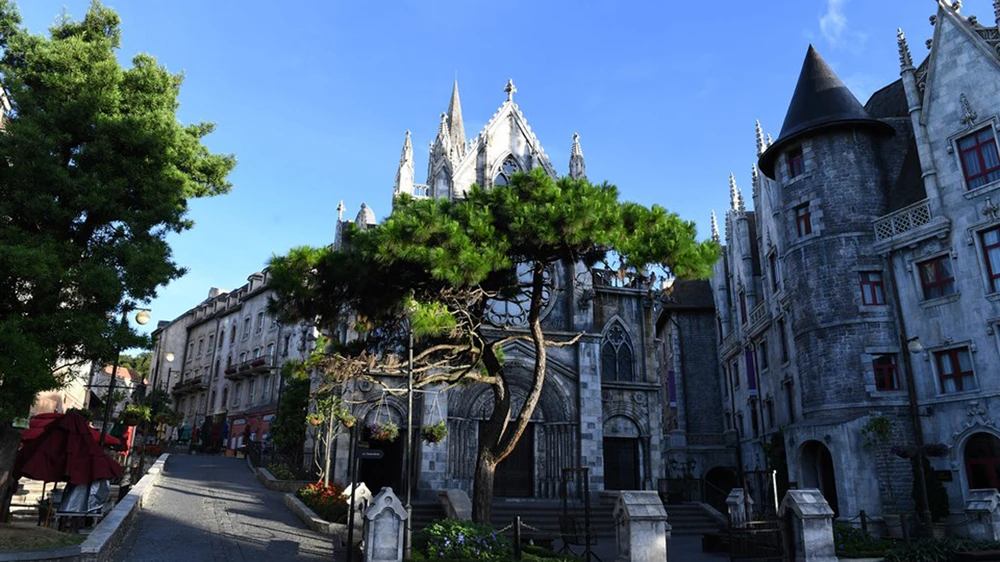 Mercure Bana Hills French Village tặng ưu đãi đặc biệt cho khách hàng ảnh 6 Mercure Bana Hills French Village tặng ưu đãi đặc biệt cho khách hàng ảnh 6