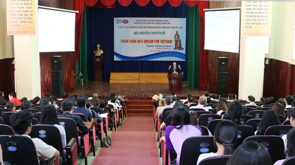 Nhà sử học Larry Berman tiết lộ thêm nhiều tư liệu về tướng tình báo Phạm Xuân Ẩn ảnh 1 Nhà sử học Larry Berman tiết lộ thêm nhiều tư liệu về tướng tình báo Phạm Xuân Ẩn ảnh 1