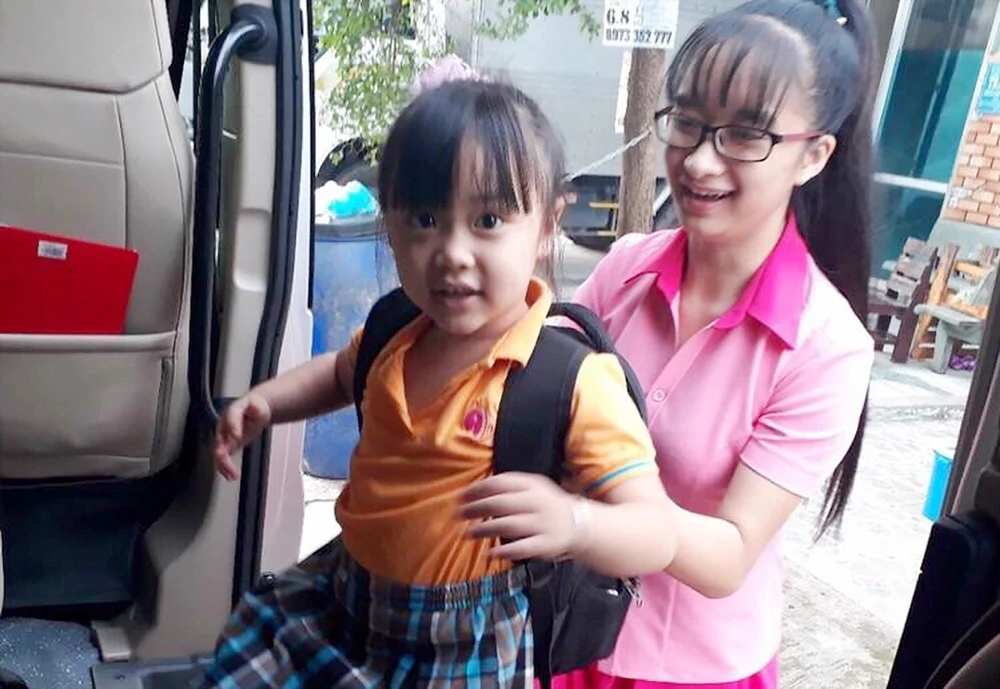 Cô bảo mẫu bị tai nạn giao thông nguy kịch ảnh 1 Cô bảo mẫu bị tai nạn giao thông nguy kịch ảnh 1