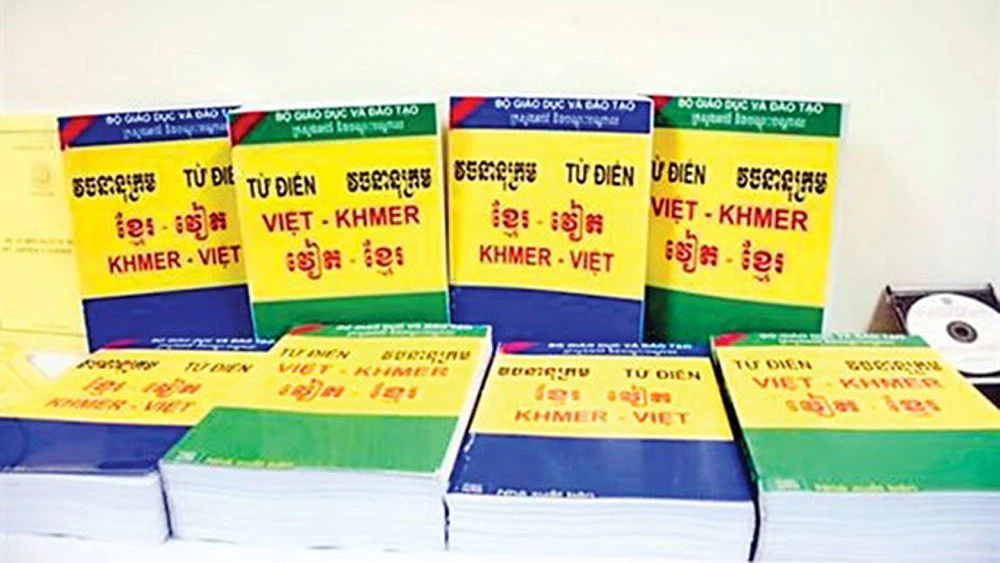 Từ điển kiến thức Việt Nam - Campuchia ảnh 2 Từ điển kiến thức Việt Nam - Campuchia ảnh 2