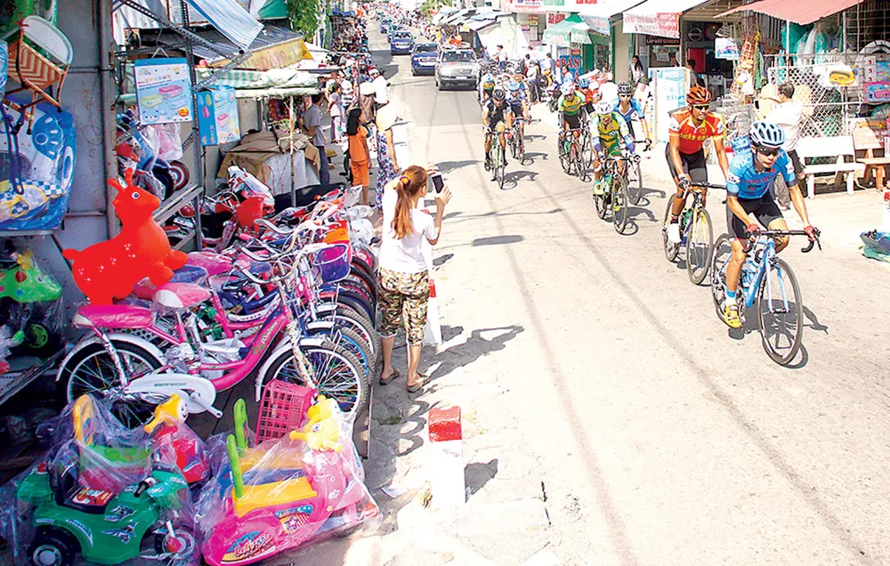 Nẻo đường quê hương ảnh 8