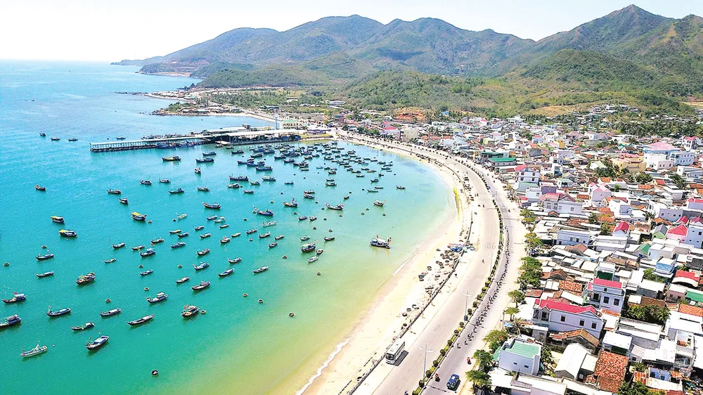 Nẻo đường quê hương ảnh 1