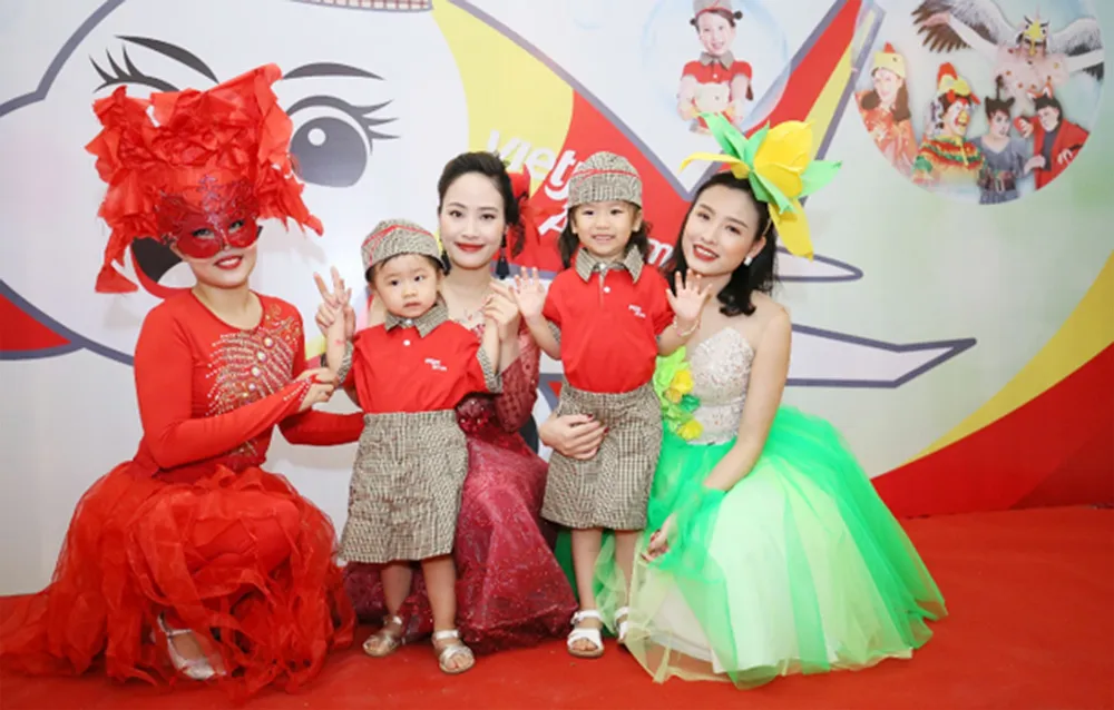“Bay lên những ước mơ”, show diễn ấn tượng mùa hè dành cho trẻ em ảnh 11 “Bay lên những ước mơ”, show diễn ấn tượng mùa hè dành cho trẻ em ảnh 11