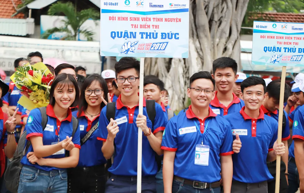 20.000 sinh viên sẵn sàng “Tiếp sức mùa thi” năm 2018 ảnh 5 20.000 sinh viên sẵn sàng “Tiếp sức mùa thi” năm 2018 ảnh 5