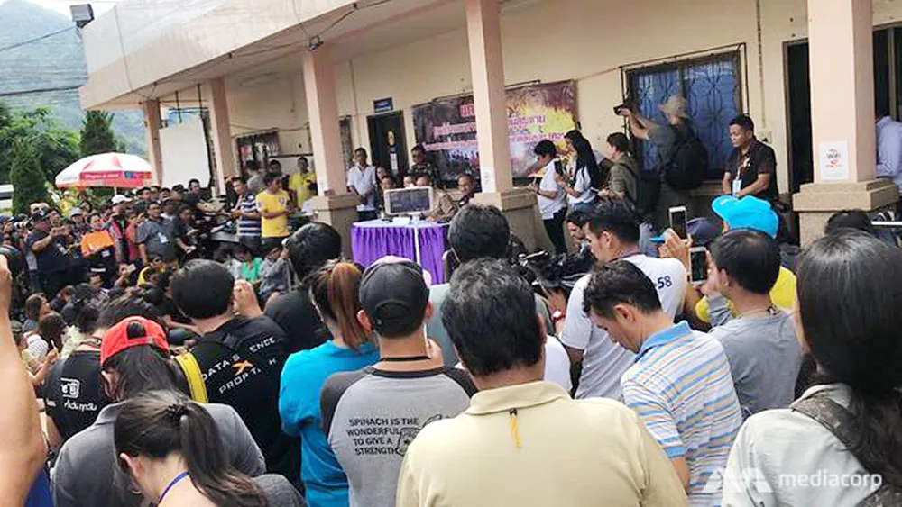 Kết thúc ngày giải cứu thứ 2, thêm 4 thành viên đội bóng Thái Lan được đưa ra khỏi hang ảnh 3