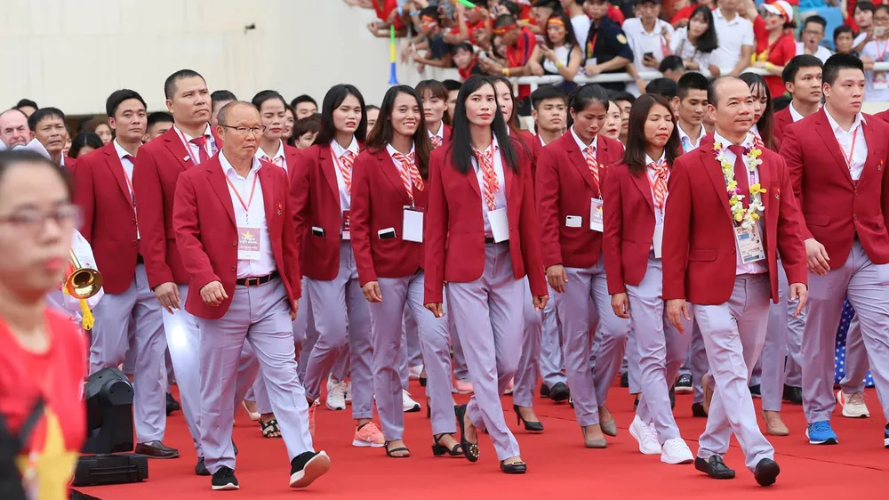 HLV Park Hang-seo: “Chúng tôi sẽ nỗ lực để giành chiến thắng ở AFF Cup“ ảnh 28