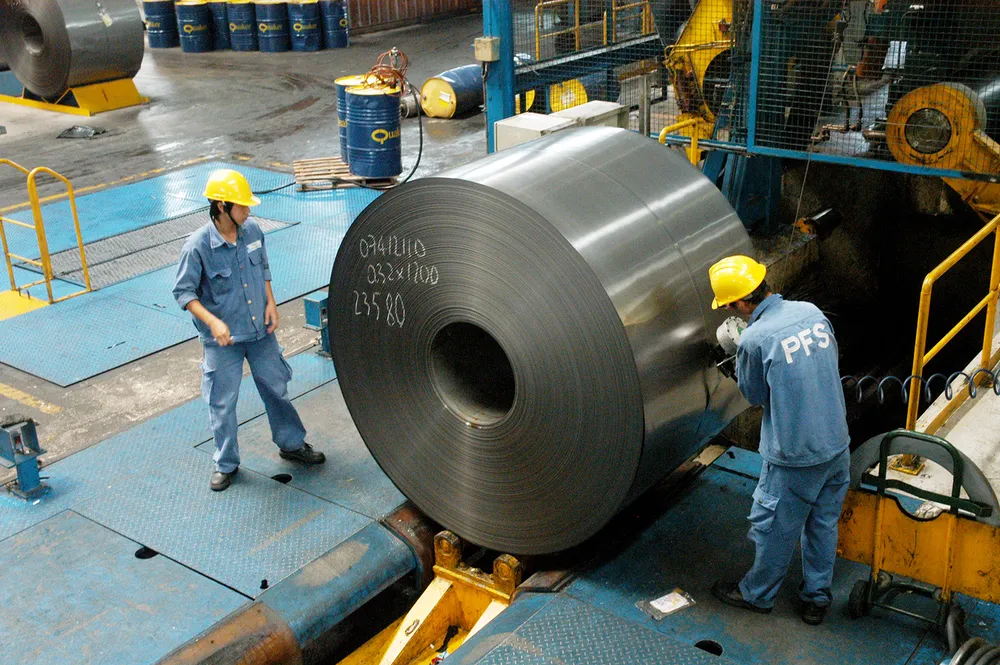Ngành thép đối mặt với các vụ kiện thương mại ảnh 1 Ngành thép đối mặt với các vụ kiện thương mại ảnh 1