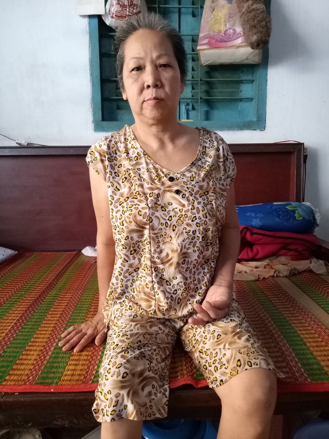 杜笑金的半邊身仍癱瘓無力。