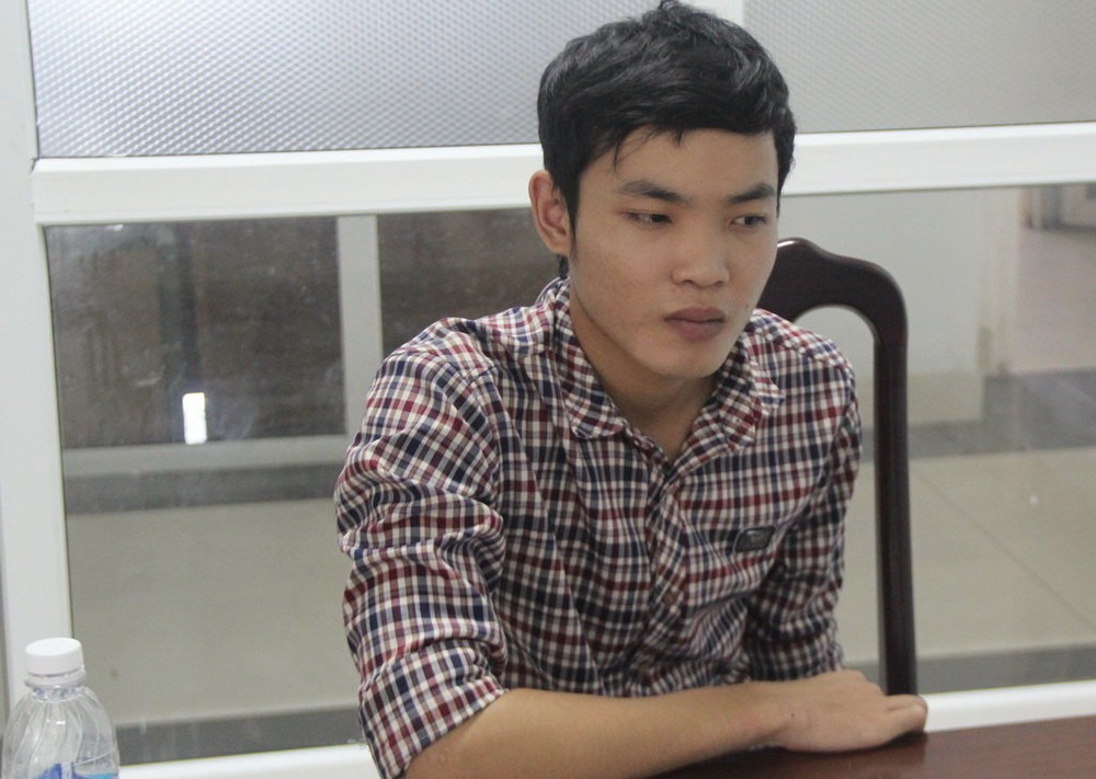 被捕歸案的嫌犯黃克榮。（圖源：B.Q）