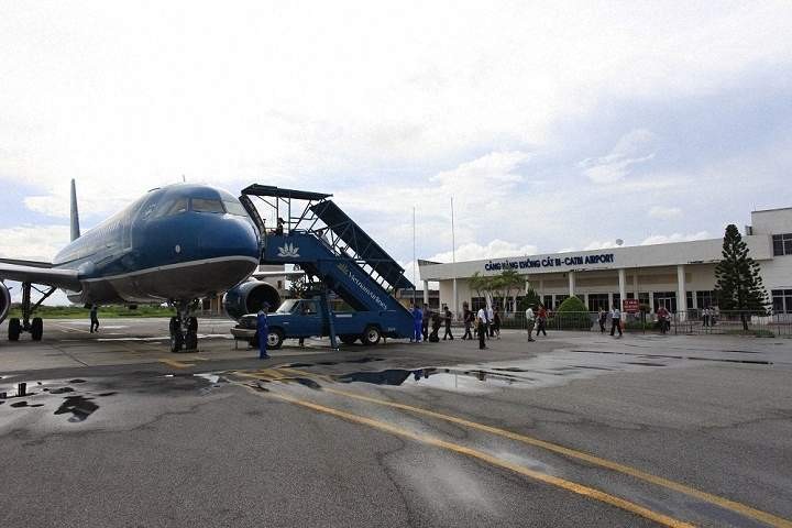 吉碑國際航空港N滑行道出現凹陷積水等損壞狀況。（資料圖：互聯網）