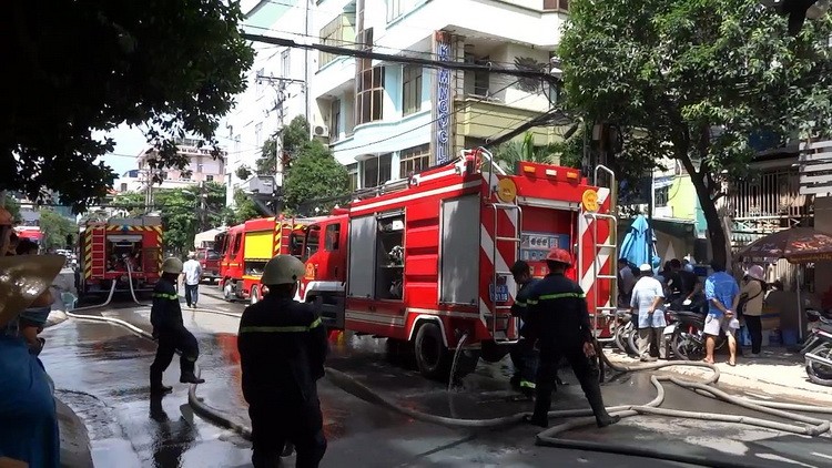 第十郡某酒店發生火警 ảnh 1