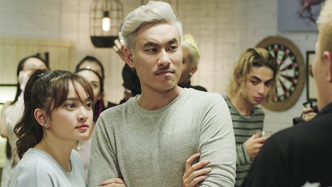 飾演電影《小妹未到１８歲》的演員喬明俊與凱蒂‧阮。(圖源：互聯網)